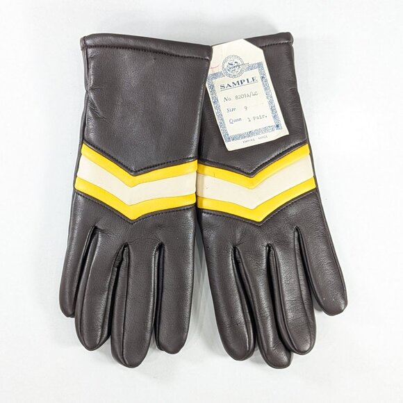 NOS vintage PVC gloves, 1970 style / 1980s ladies gloves Empire Made Hong Kong - Picture 1 of 12